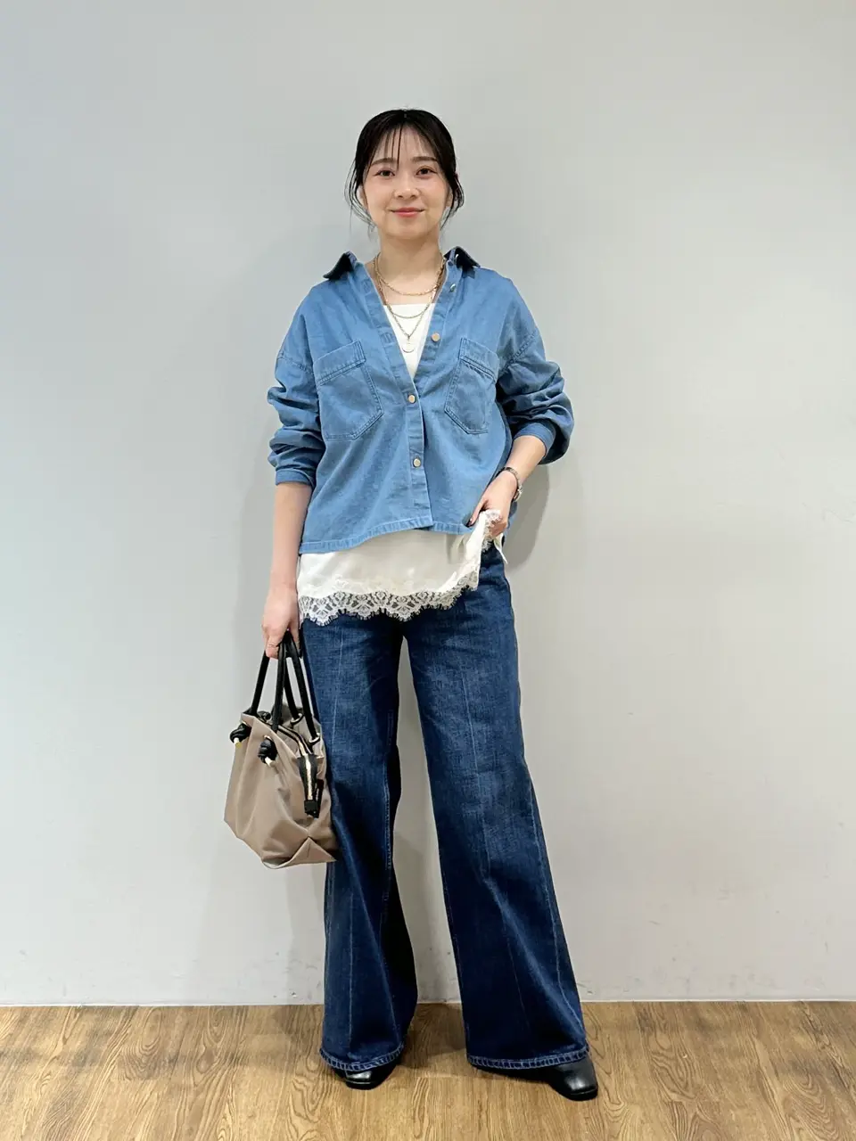  西嶋 コーディネート画像