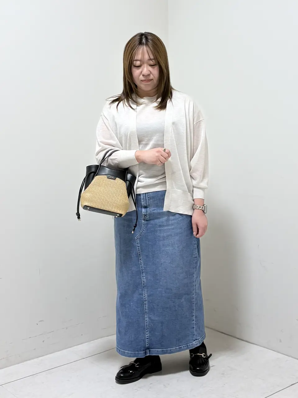  アベ コーディネート画像