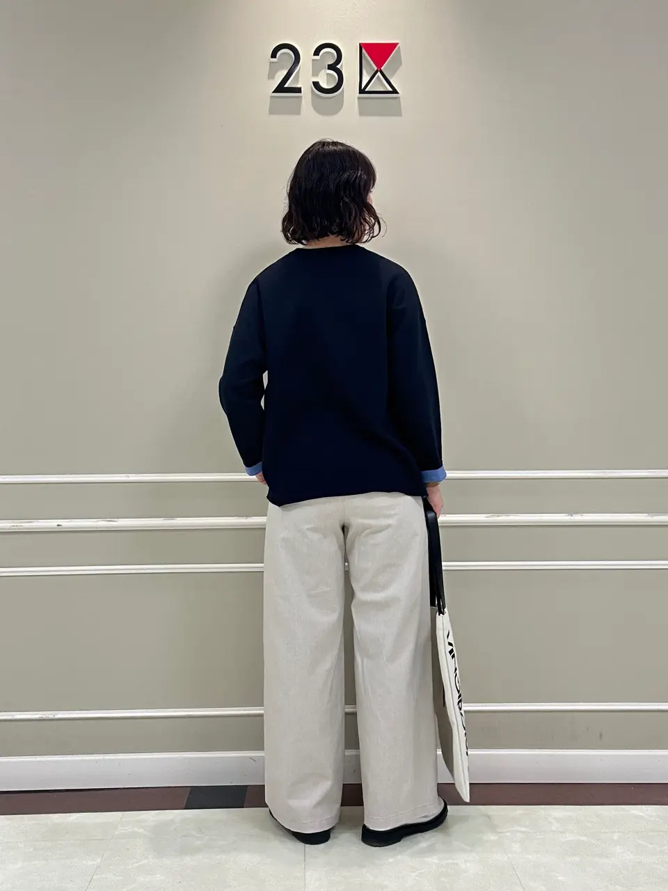 23区 助川 コーディネート画像