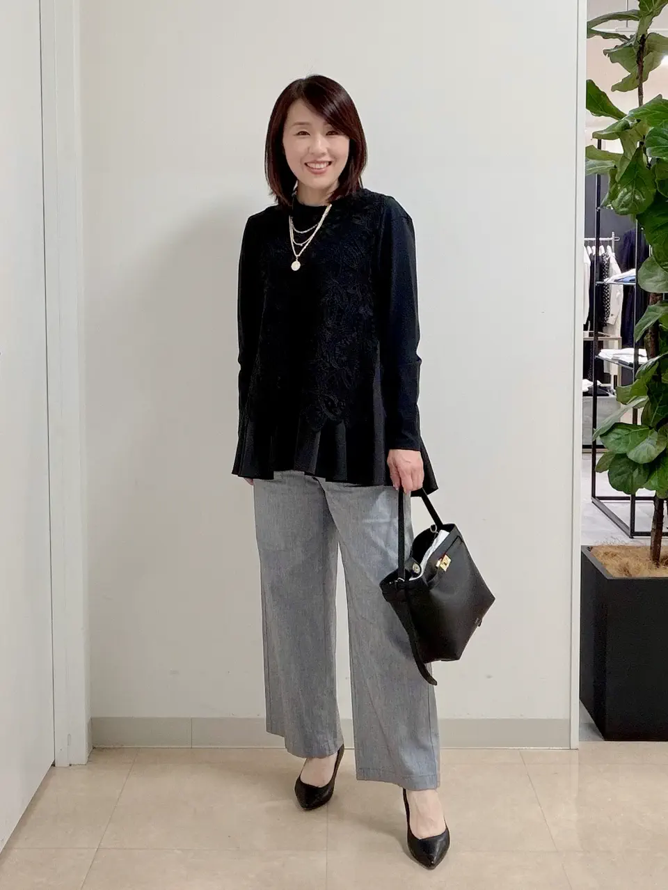  宇井 コーディネート画像