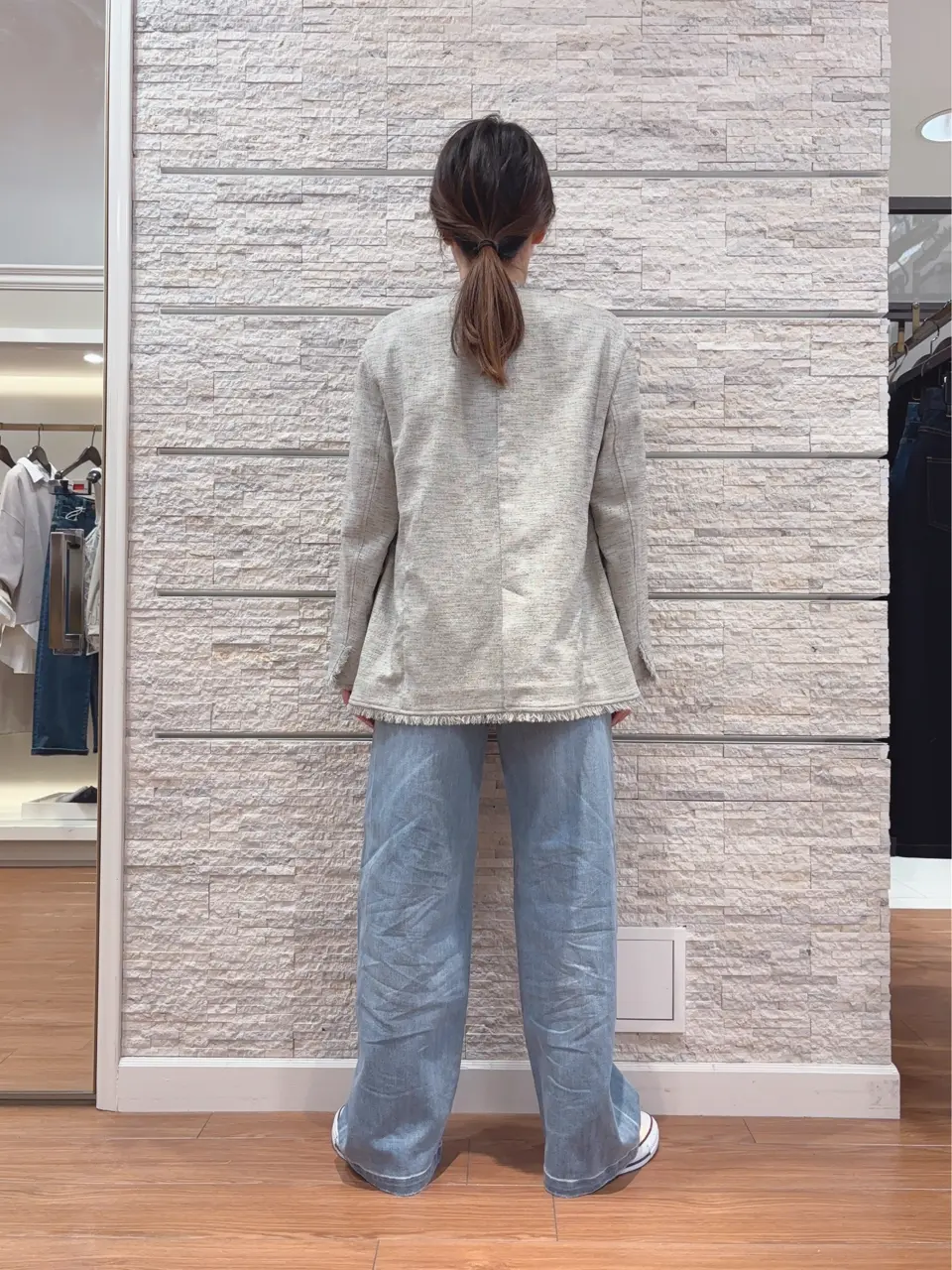 23区 犬塚 コーディネート画像