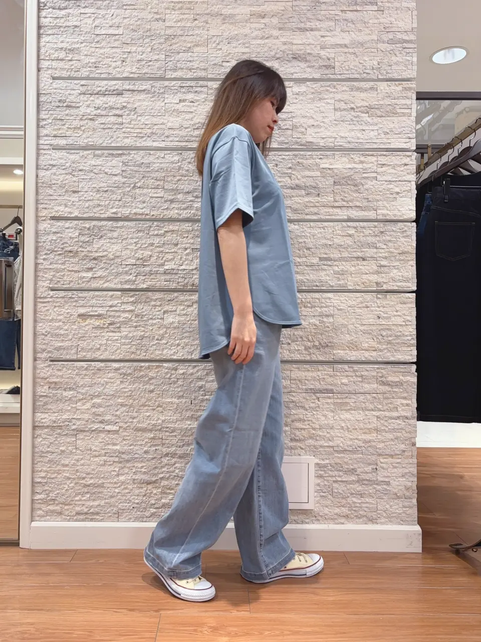 23区 犬塚 コーディネート画像