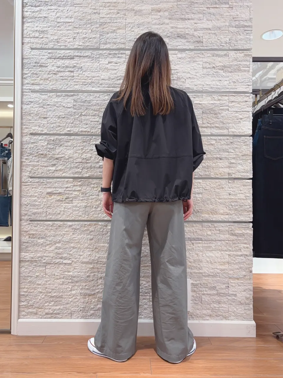 23区 犬塚 コーディネート画像