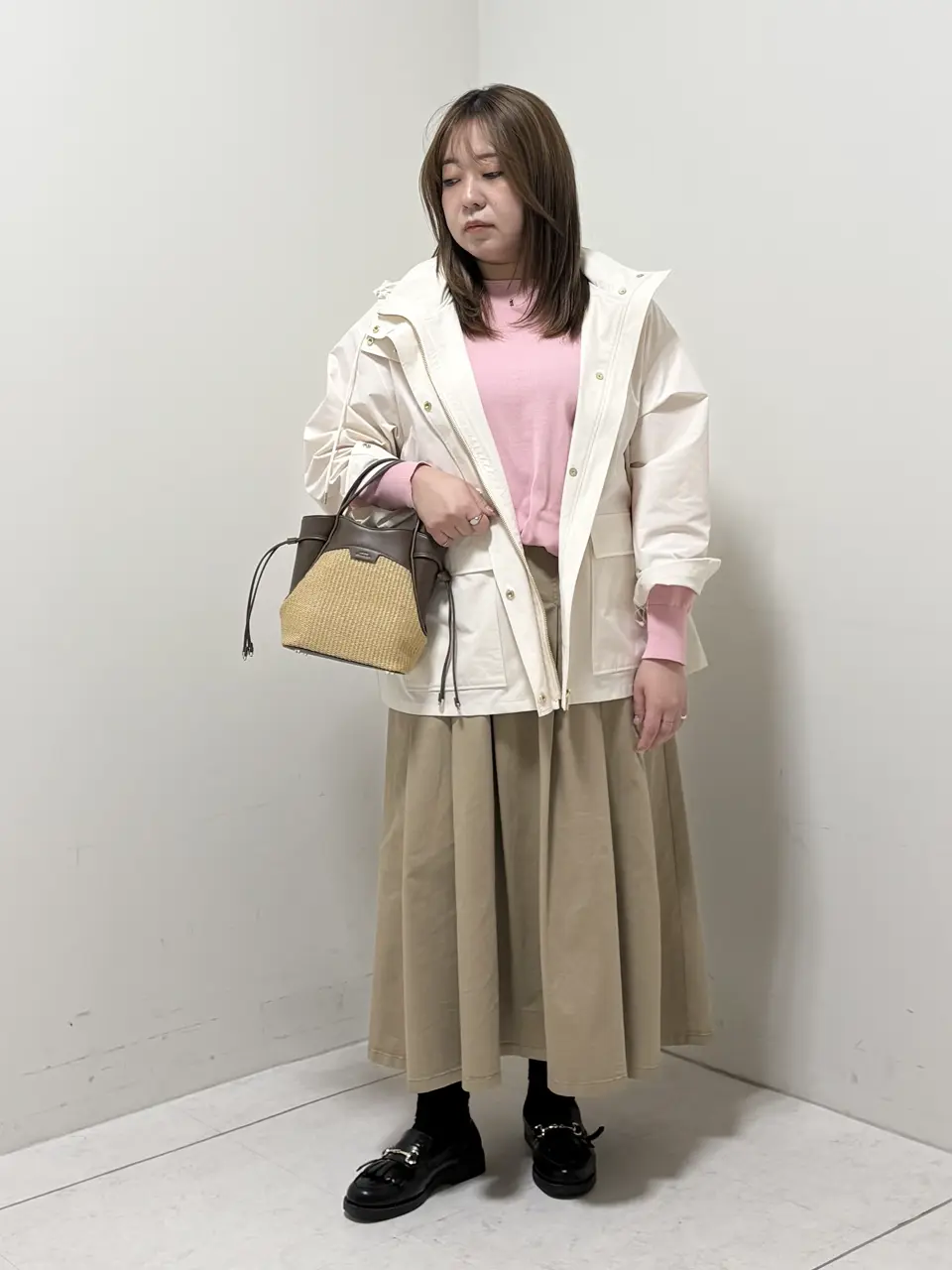  アベ コーディネート画像