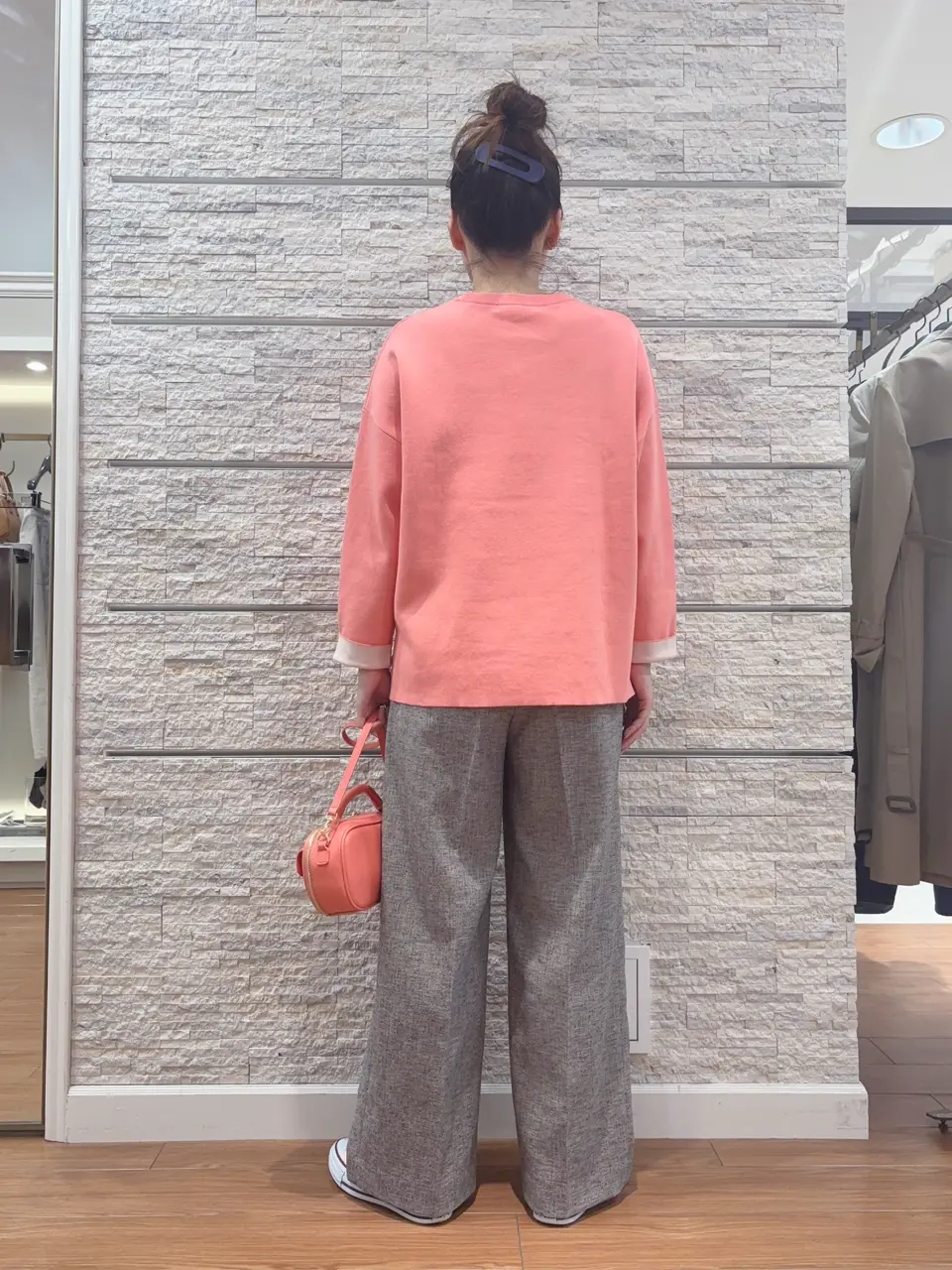 23区 犬塚 コーディネート画像