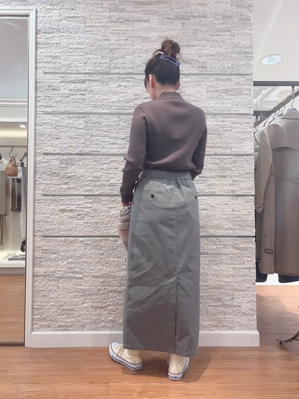 23区 犬塚 コーディネート画像