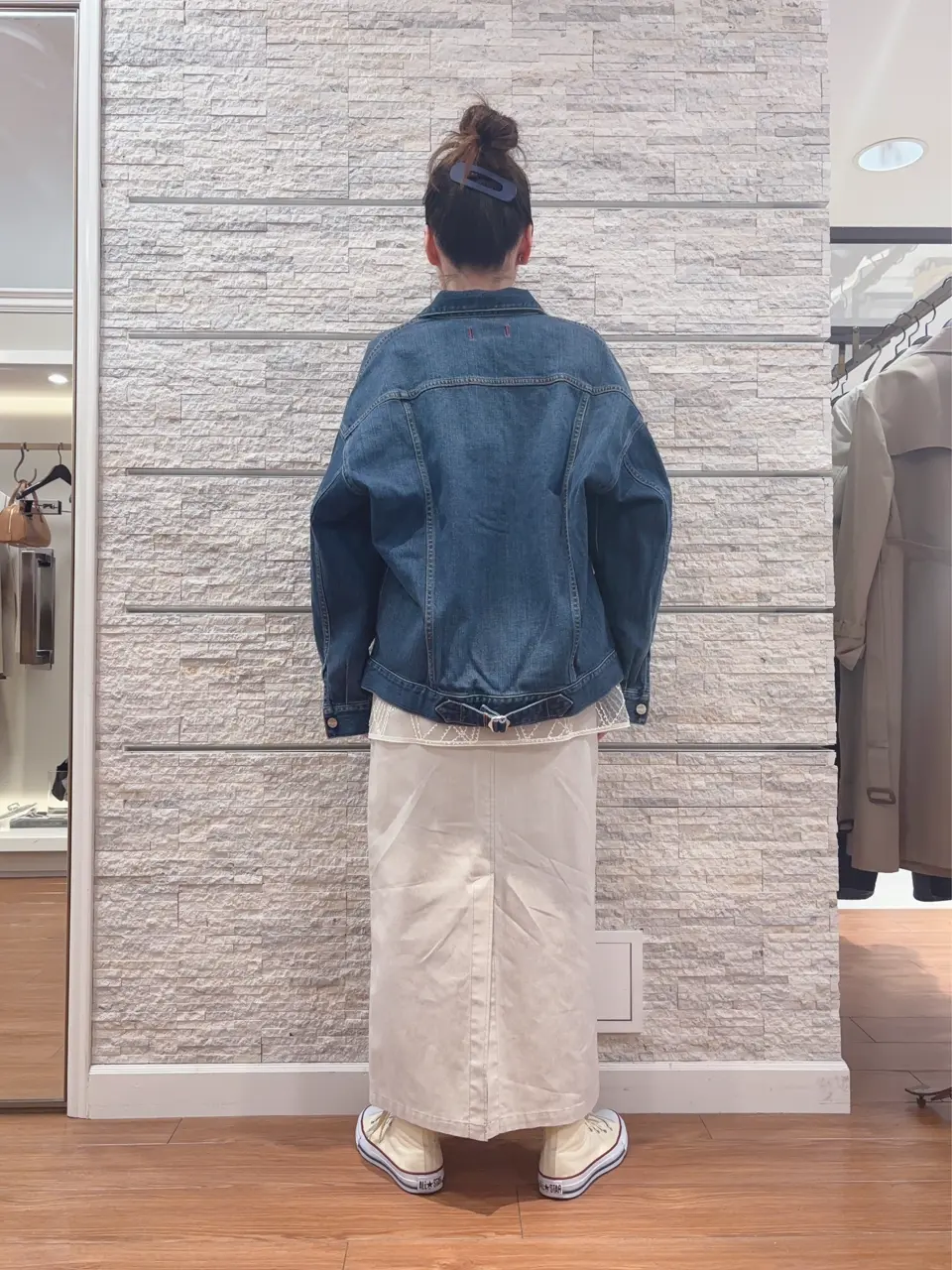 23区 犬塚 コーディネート画像