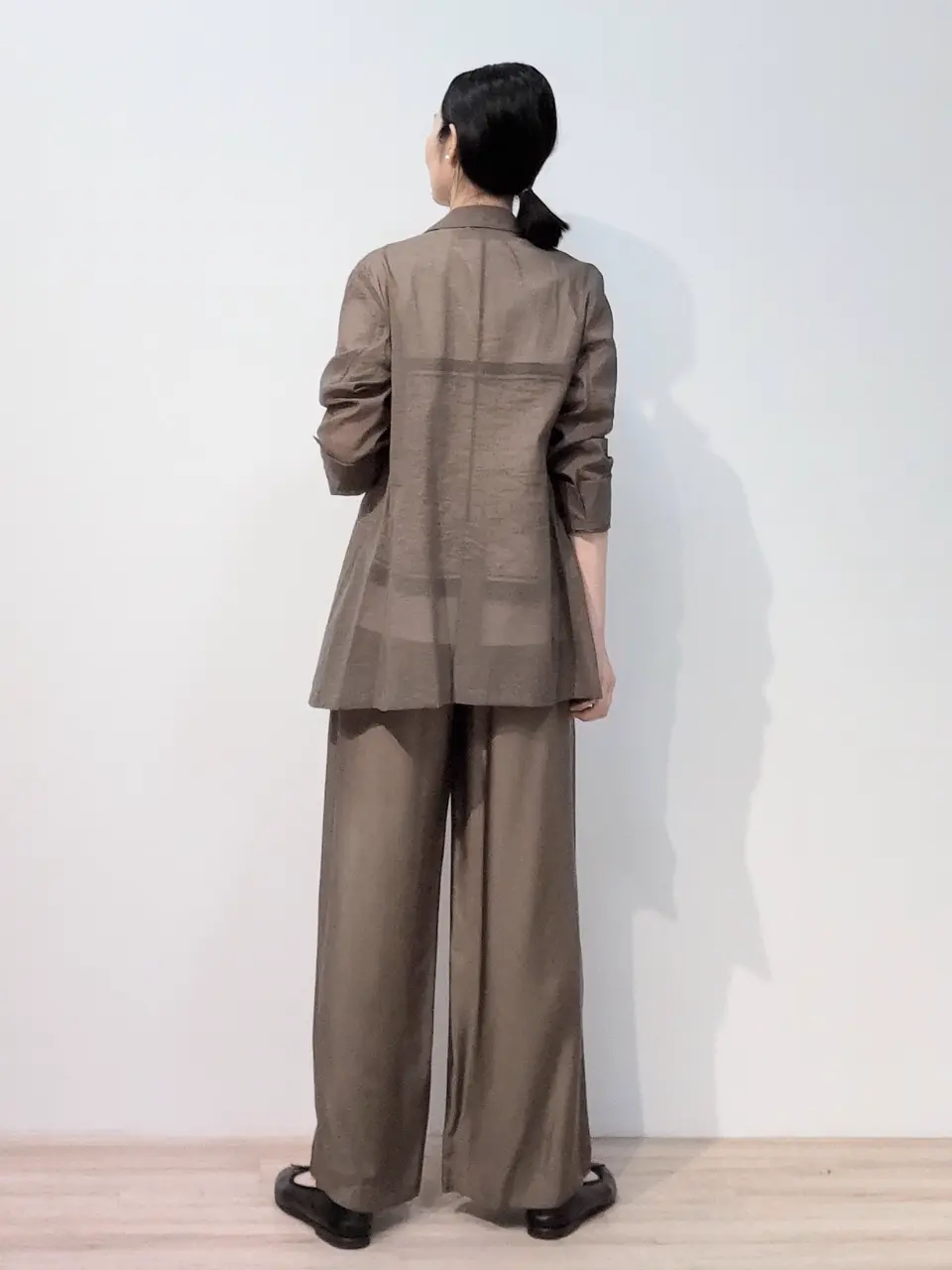 23区 虎走 コーディネート画像