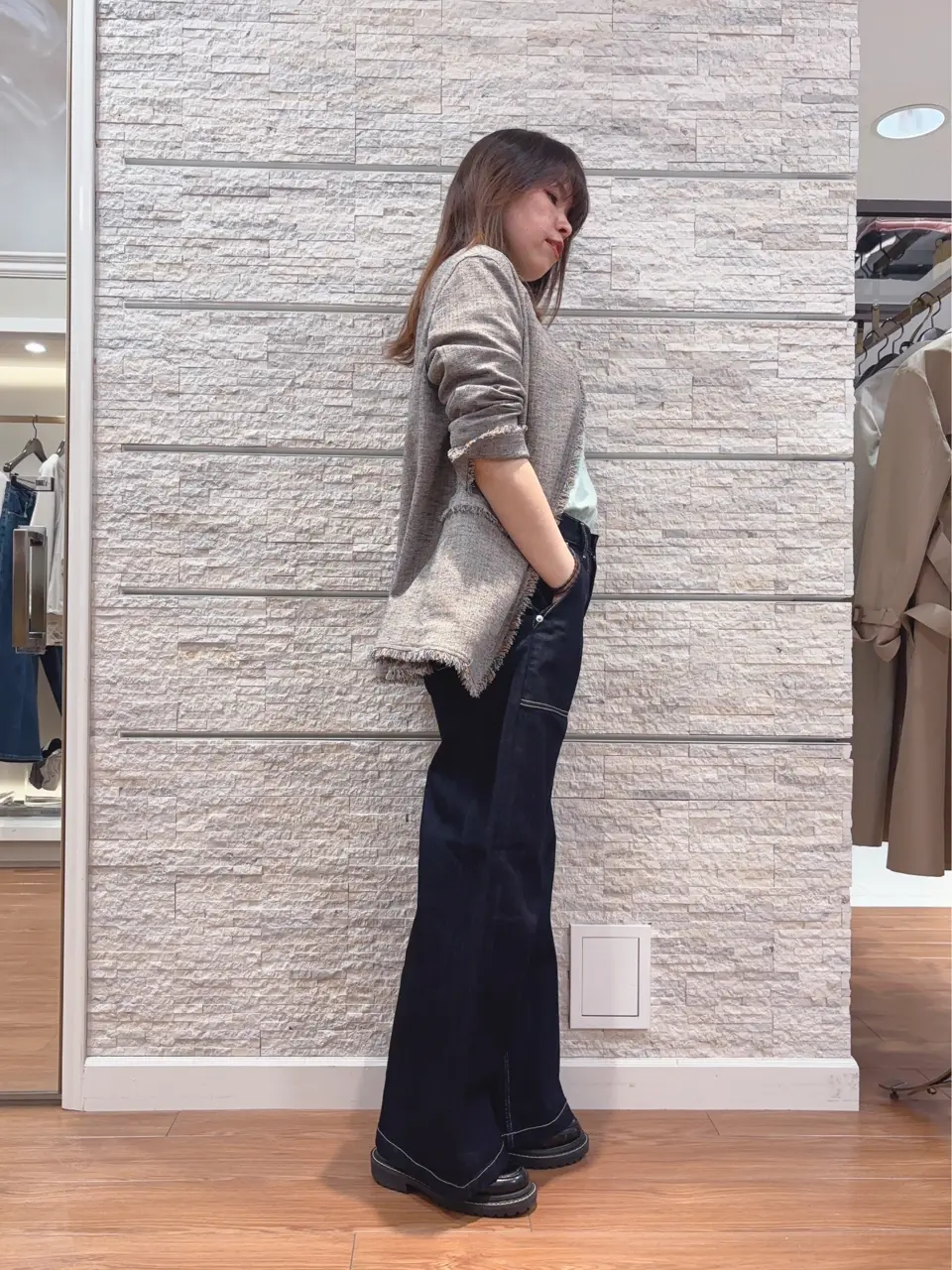 23区 犬塚 コーディネート画像