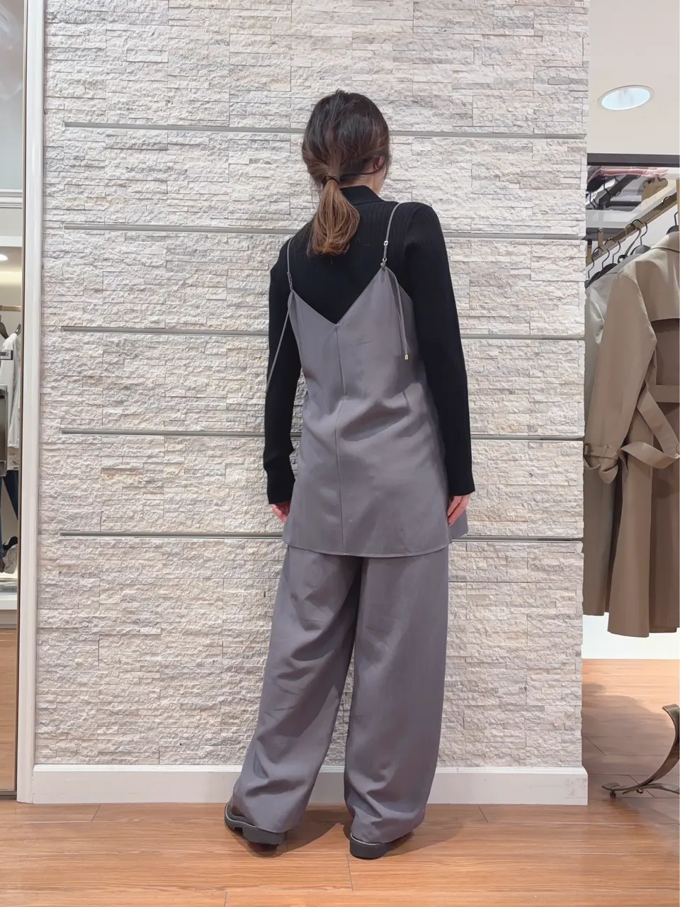 23区 犬塚 コーディネート画像