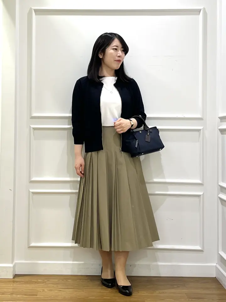 J.PRESS LADIES スタッフ コーディネート画像