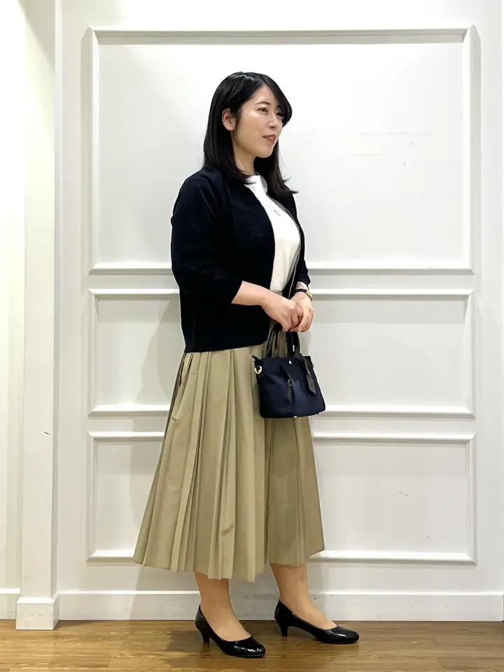 J.PRESS LADIES スタッフ コーディネート画像