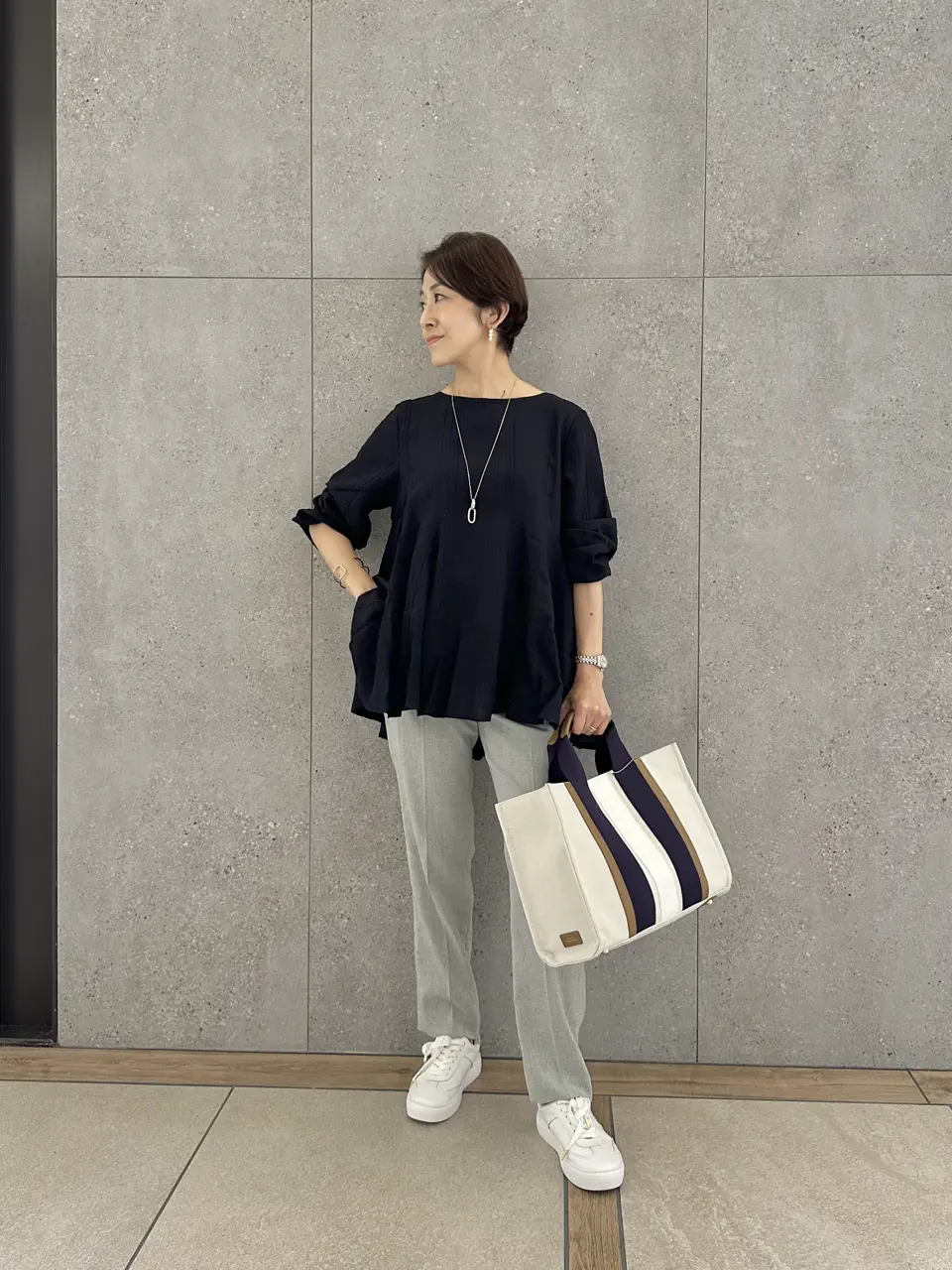  スタッフ コーディネート画像