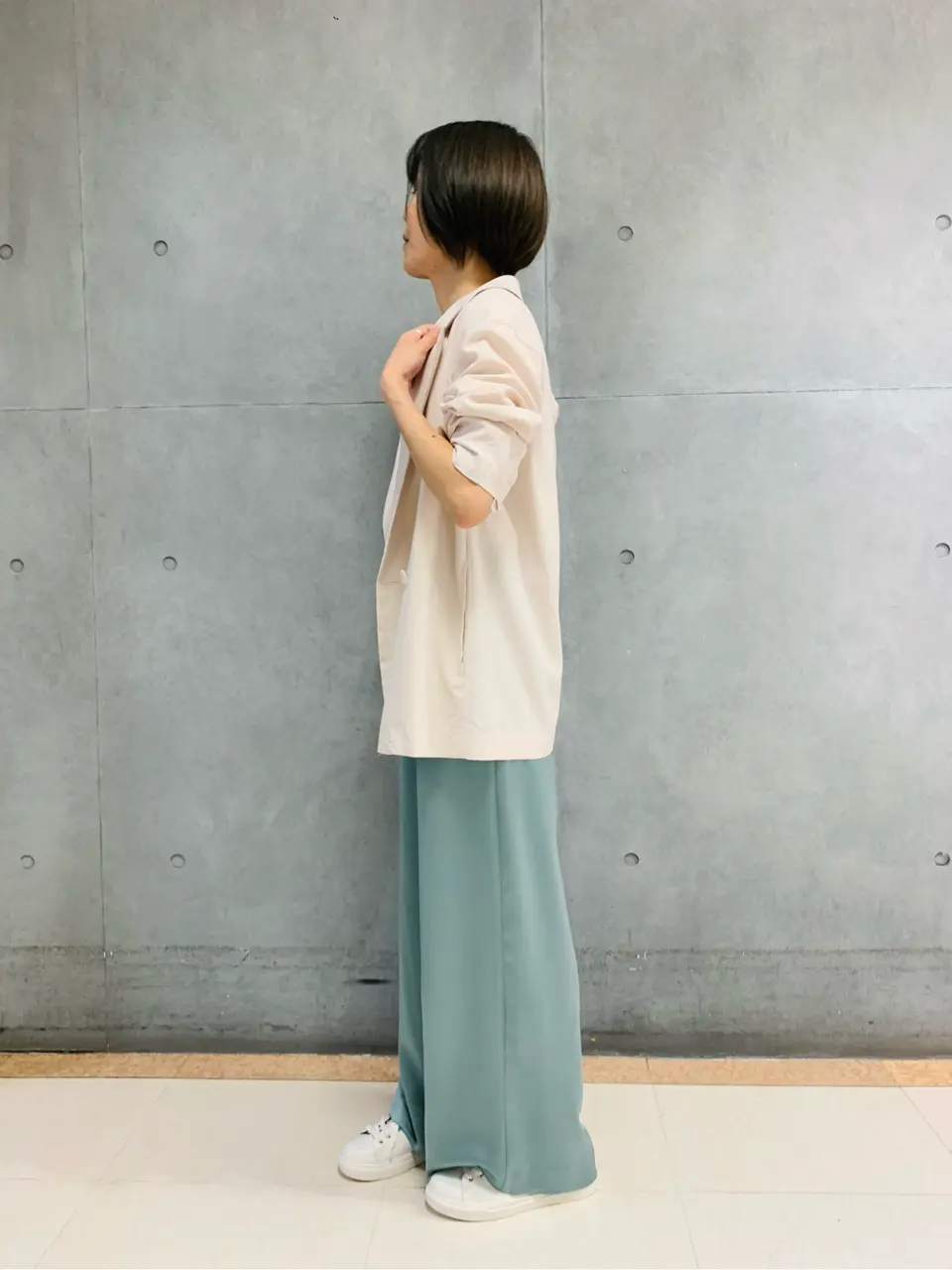 23区 スタッフ  コーディネート画像