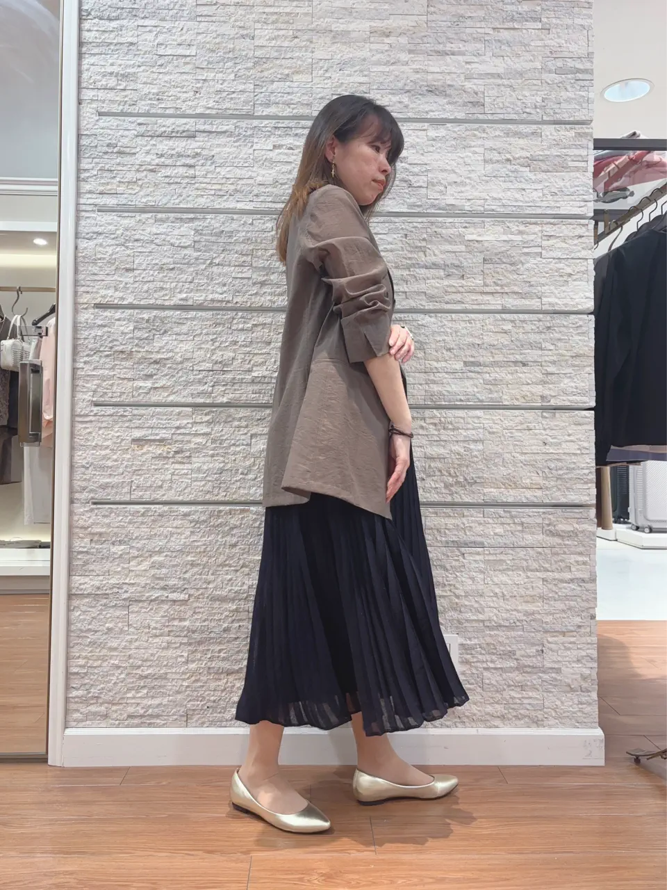 23区 犬塚 コーディネート画像