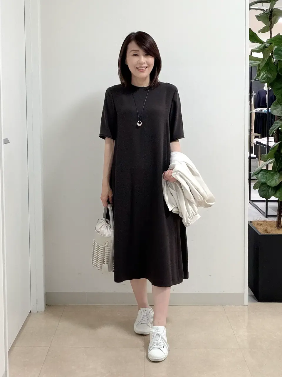  宇井 コーディネート画像