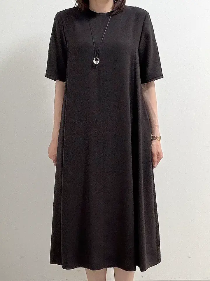 23区 S 宇井 コーディネート画像