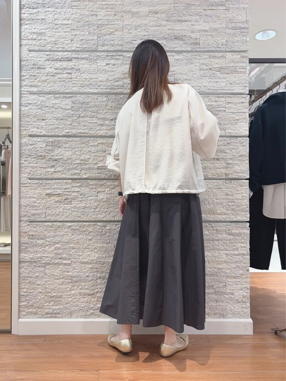 23区 犬塚 コーディネート画像