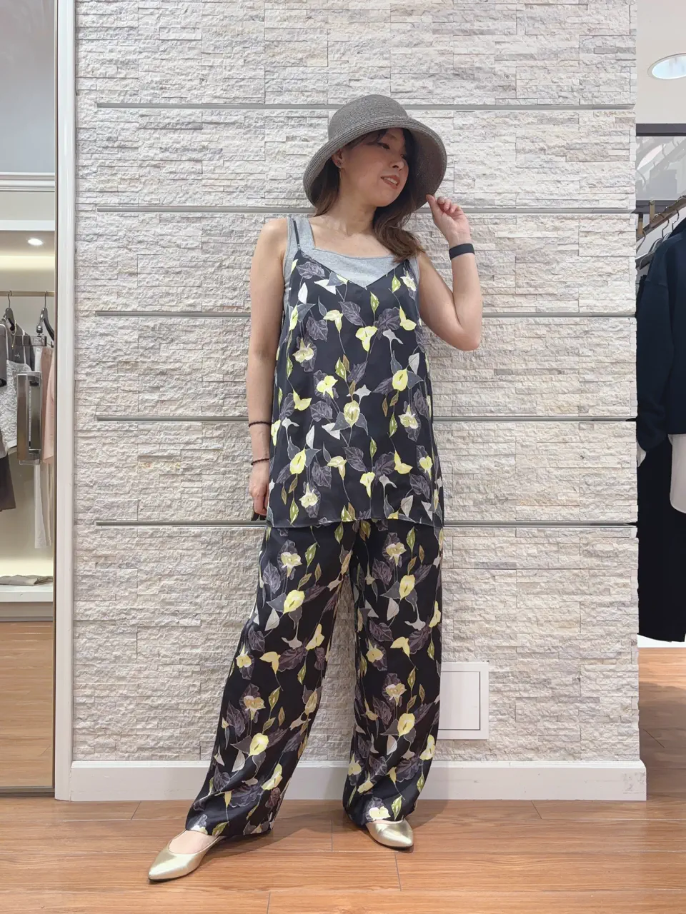 23区 犬塚 コーディネート画像