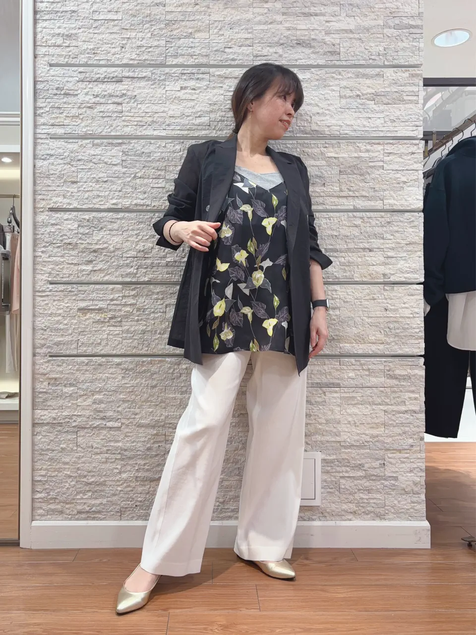 23区 犬塚 コーディネート画像