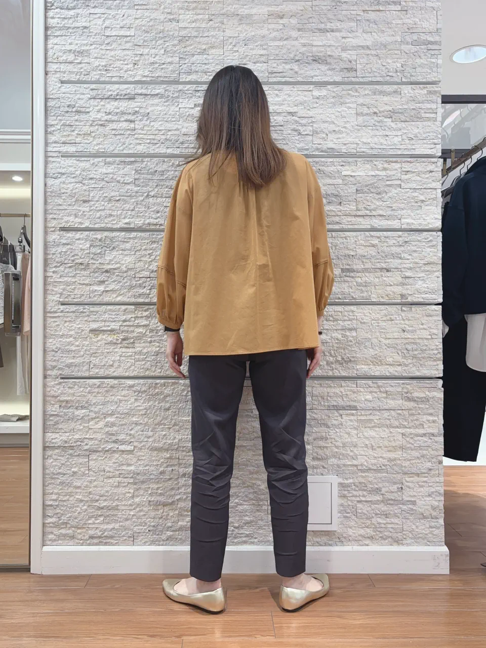 23区 犬塚 コーディネート画像