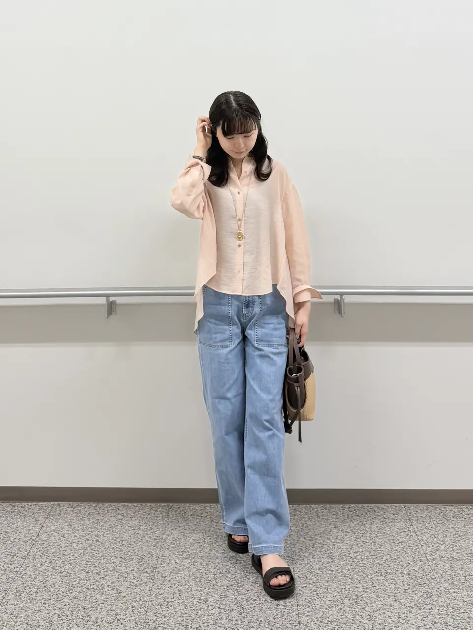 23区 辻 コーディネート画像