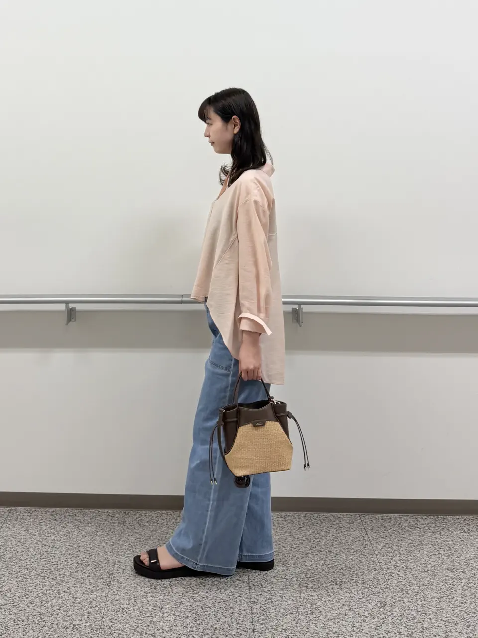 23区 辻 コーディネート画像