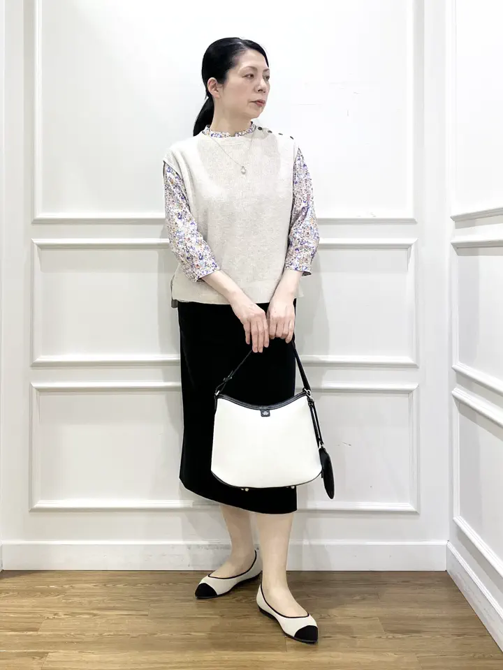 J.PRESS LADIES スタッフ コーディネート画像