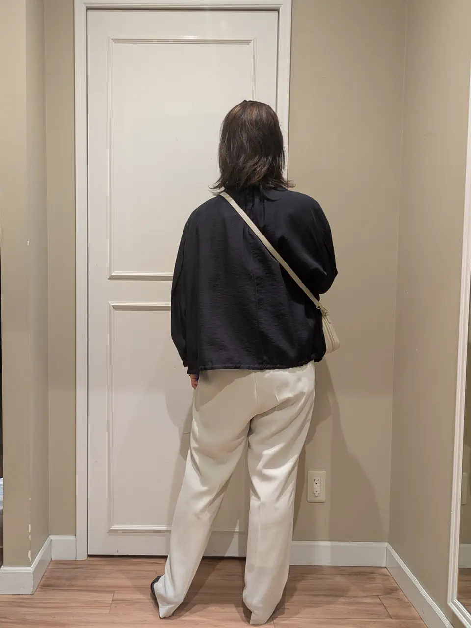 23区 L スタッフn コーディネート画像