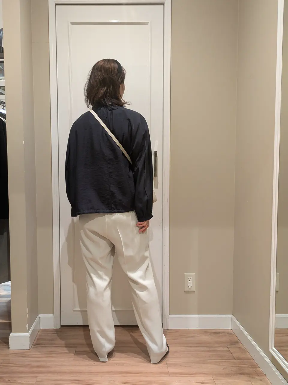 23区 L スタッフn コーディネート画像