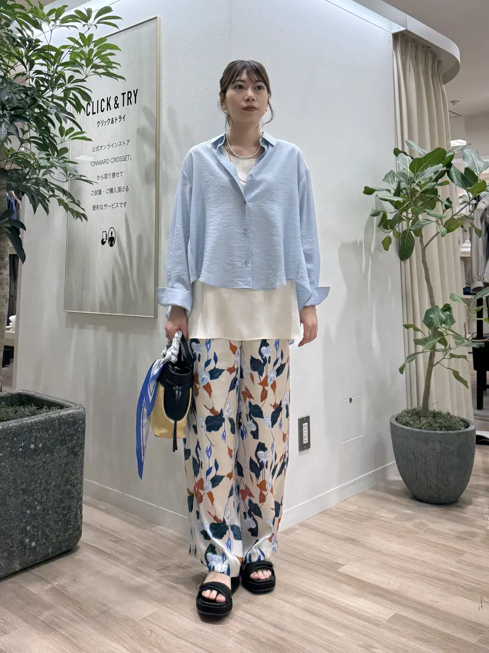  スタッフ コーディネート画像