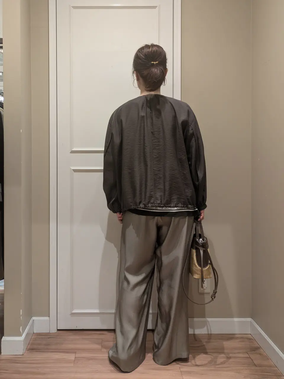 23区 L スタッフn コーディネート画像