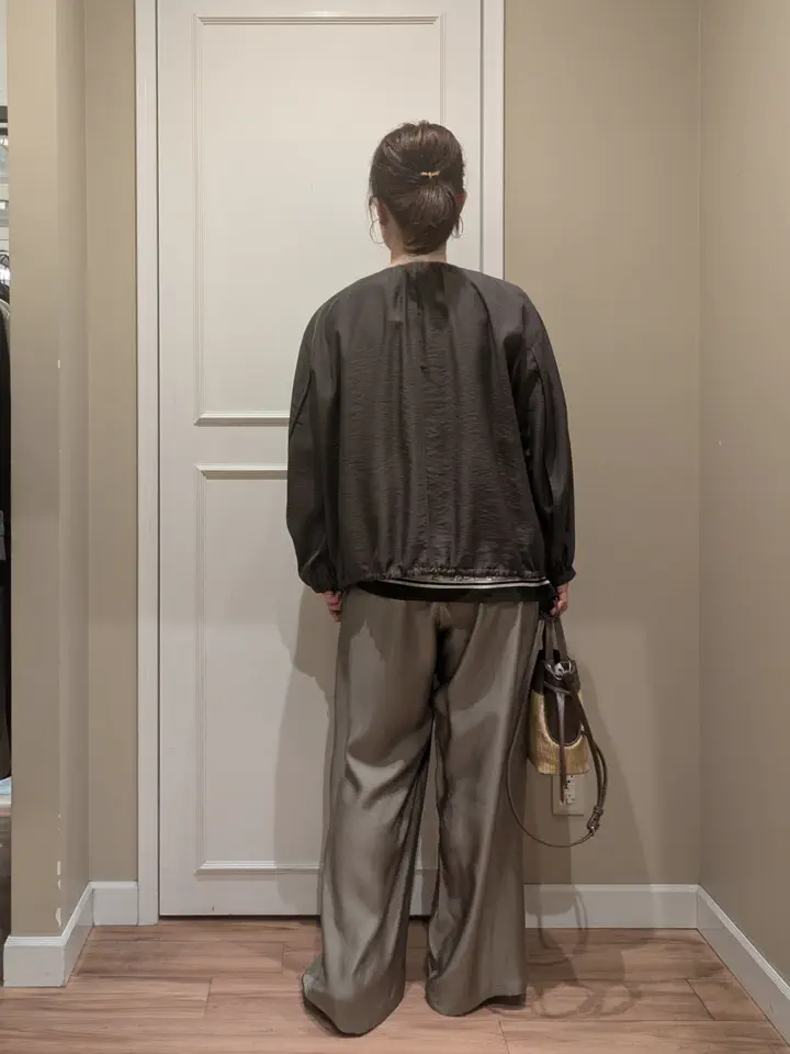 23区 L スタッフn コーディネート画像