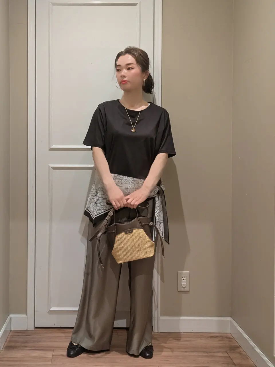 23区 L スタッフn コーディネート画像