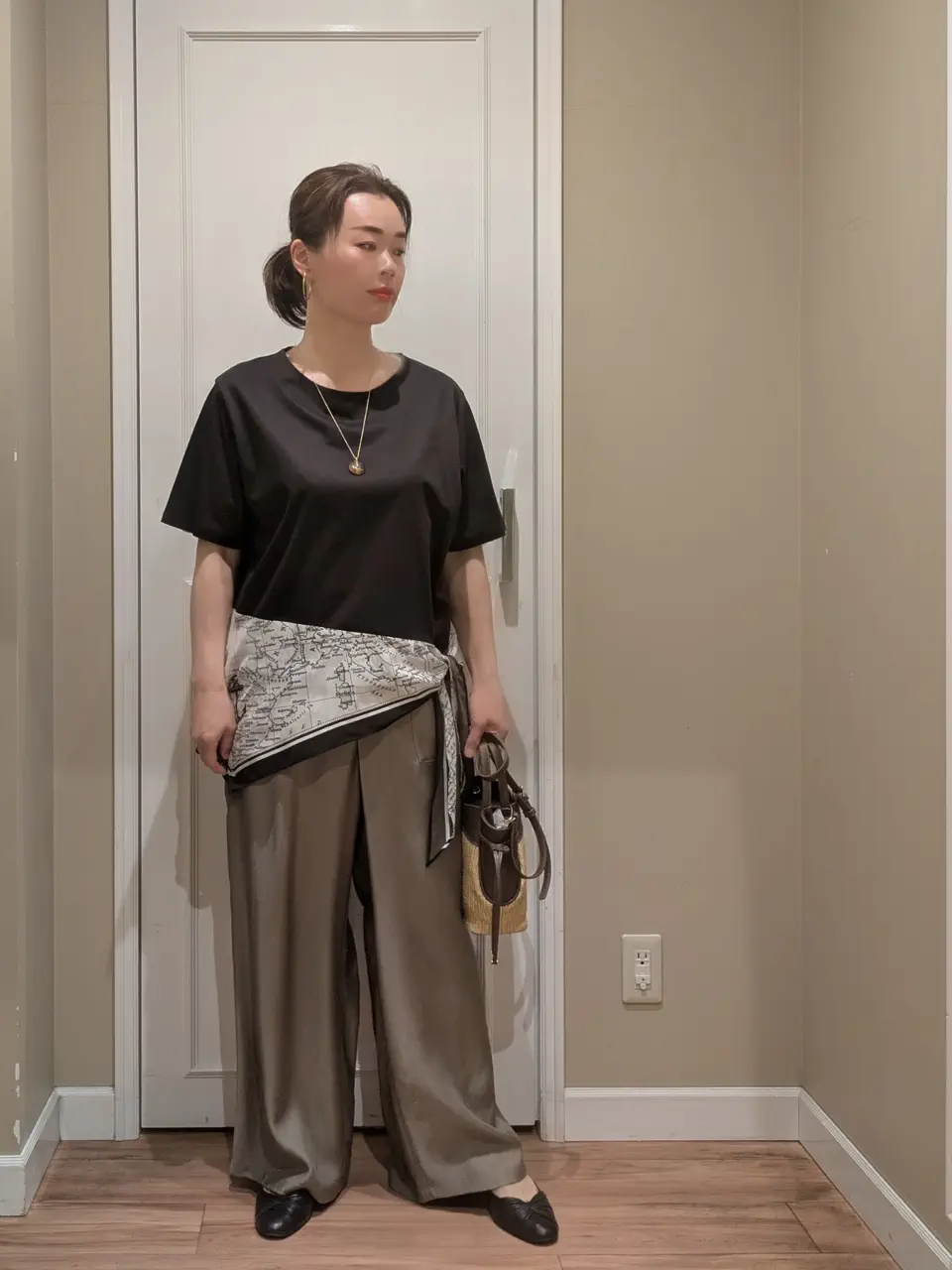 23区 L スタッフn コーディネート画像