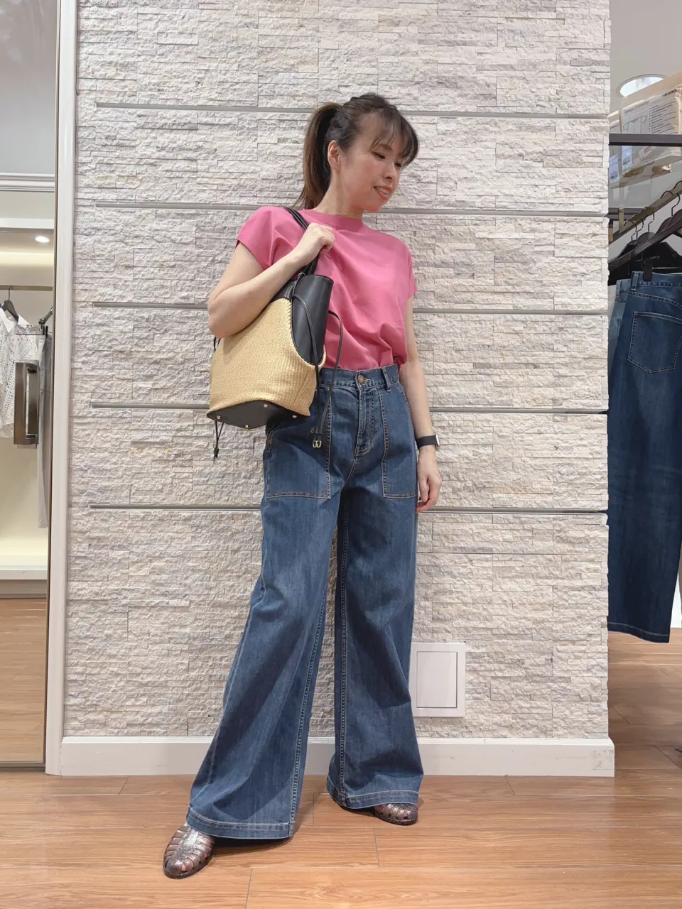 23区 犬塚 コーディネート画像