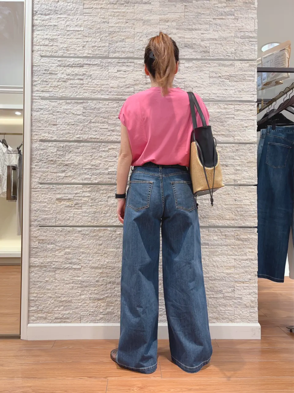 23区 犬塚 コーディネート画像