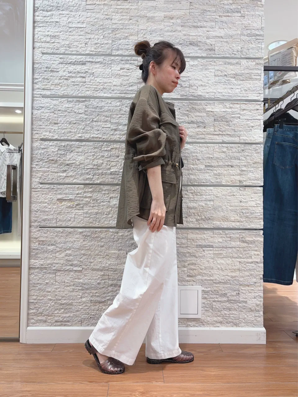 23区 犬塚 コーディネート画像