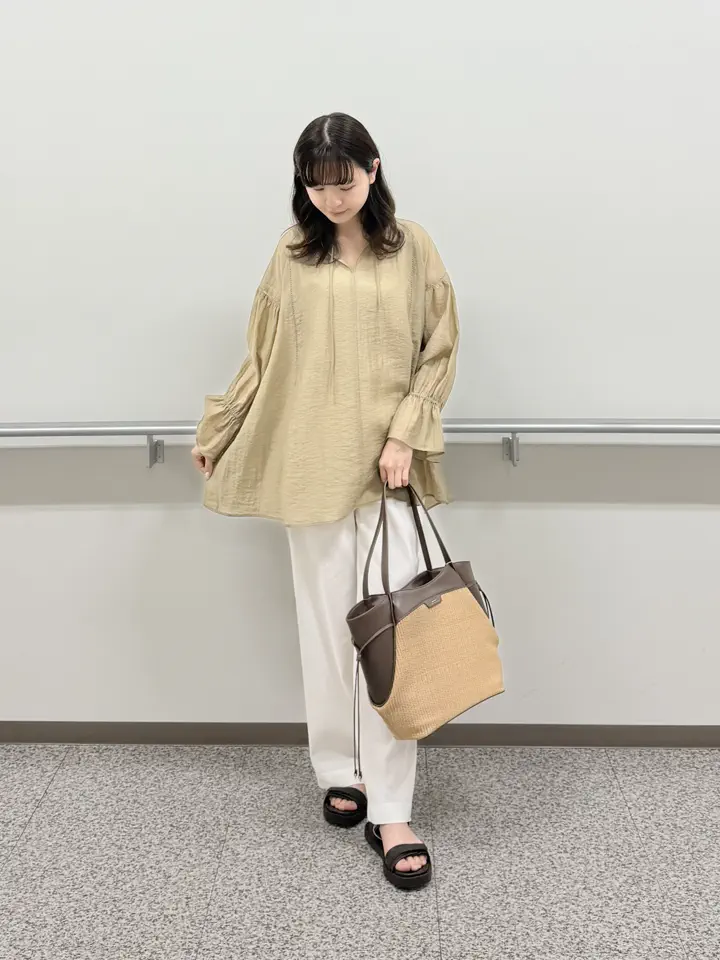 23区 辻 コーディネート画像