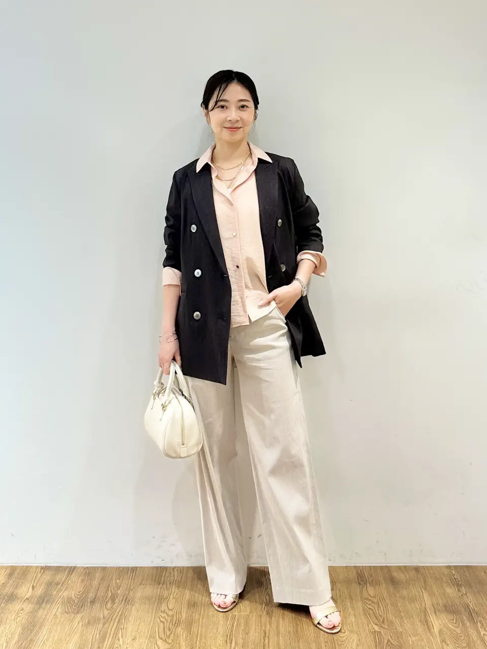 23区 西嶋 コーディネート画像