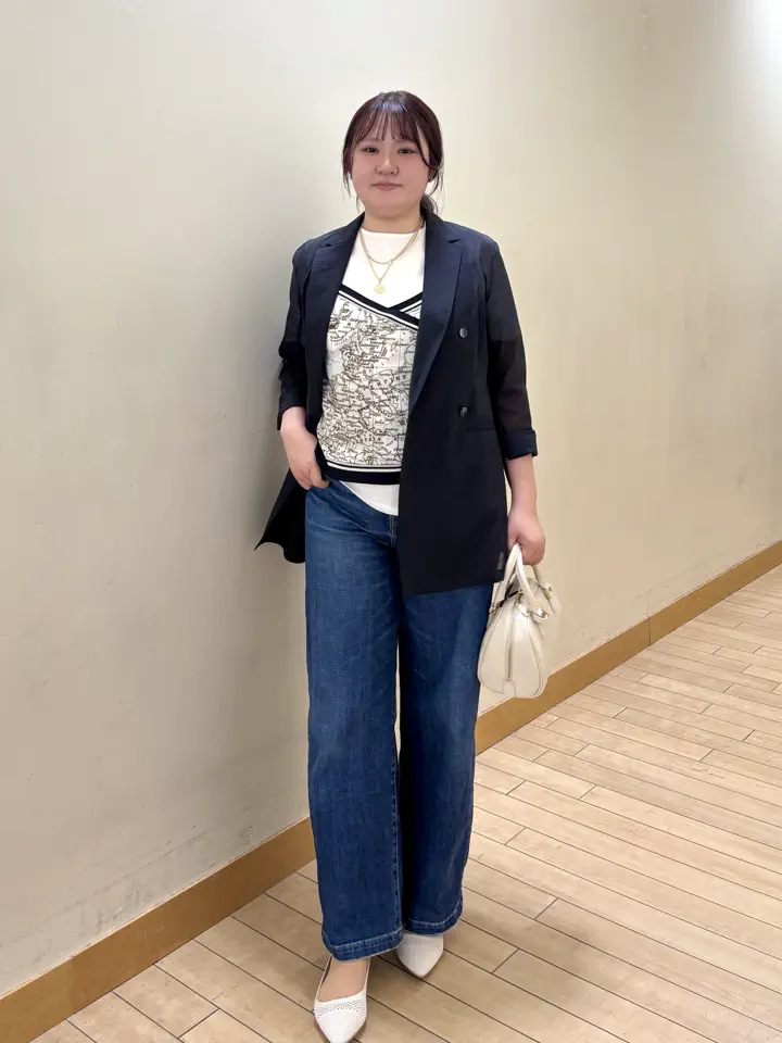 23区 伊藤 コーディネート画像