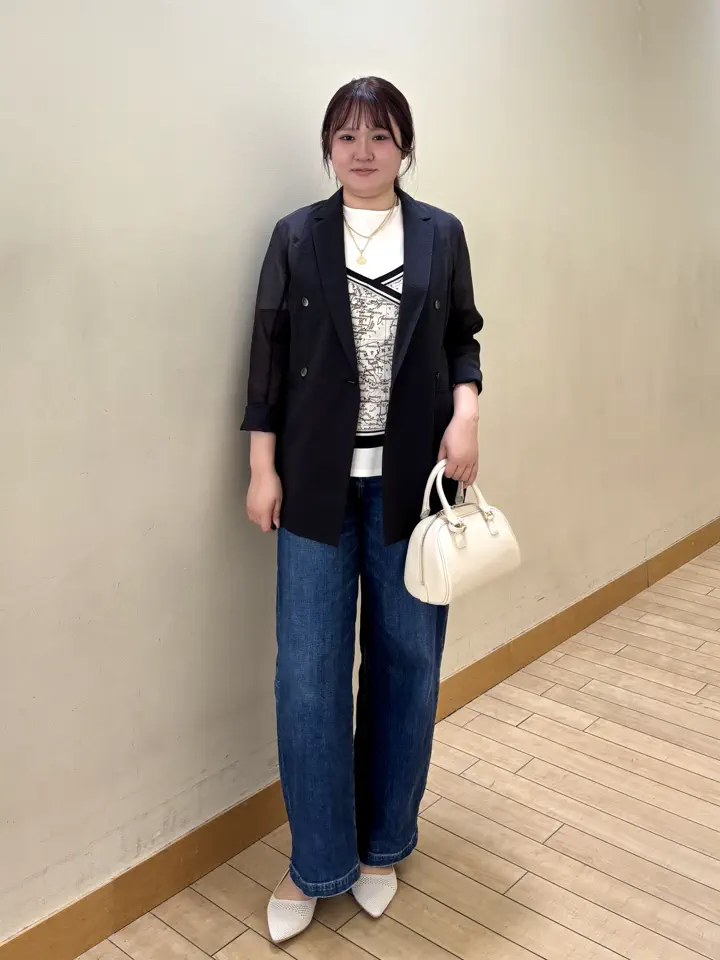 23区 伊藤 コーディネート画像