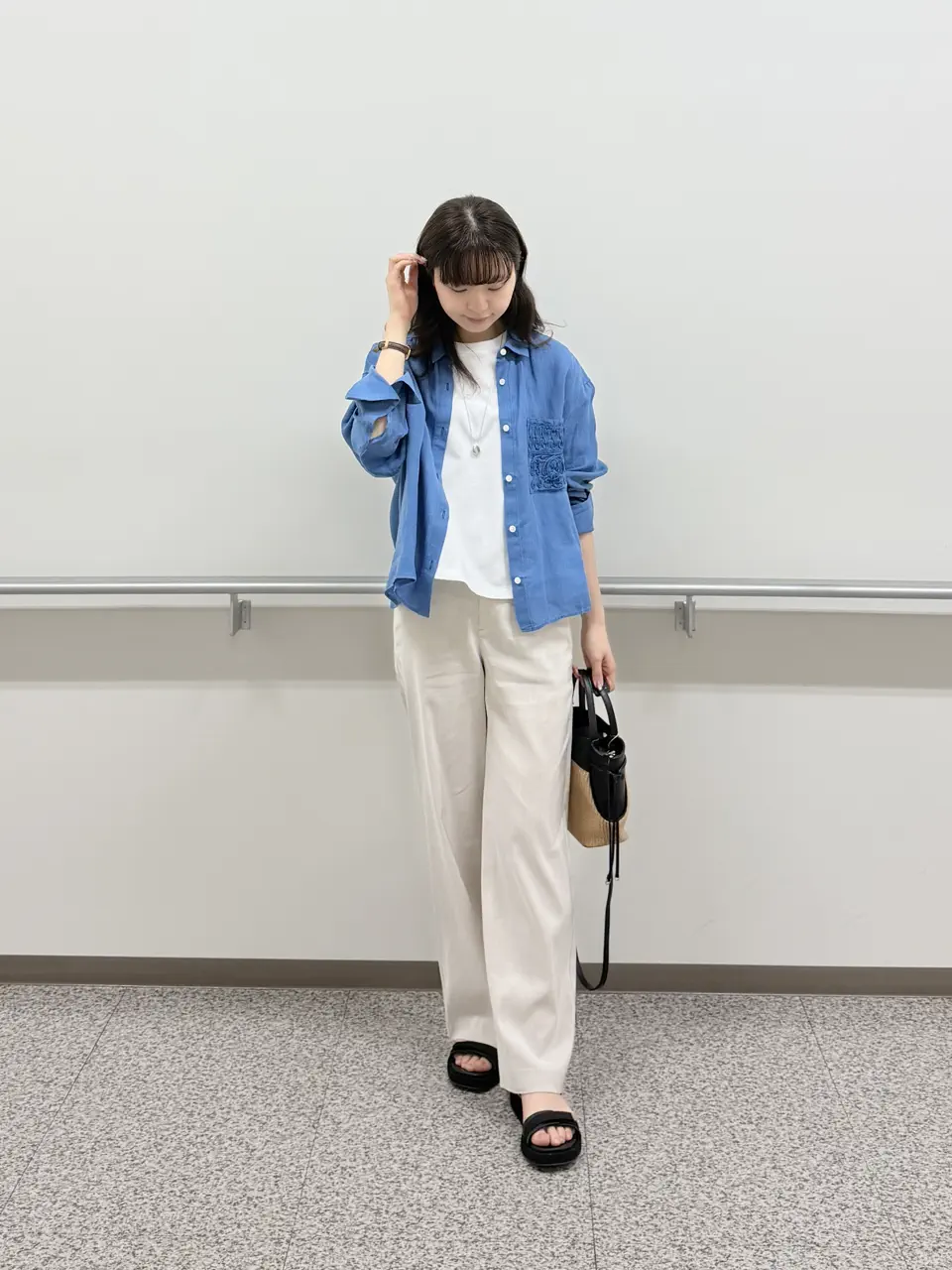 23区 辻 コーディネート画像