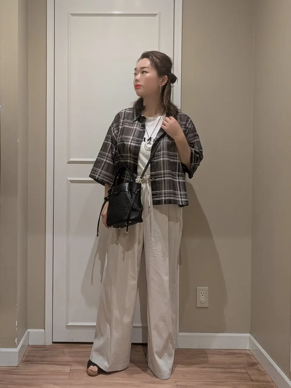 23区 L スタッフn コーディネート画像