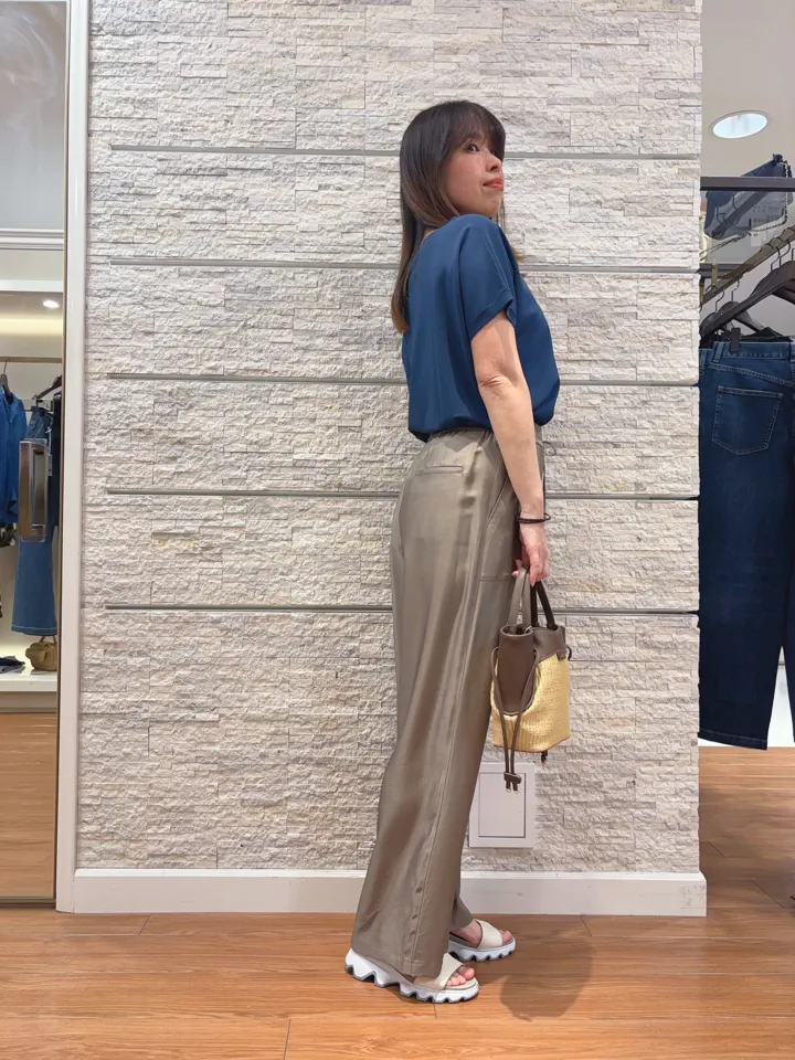 23区 犬塚 コーディネート画像