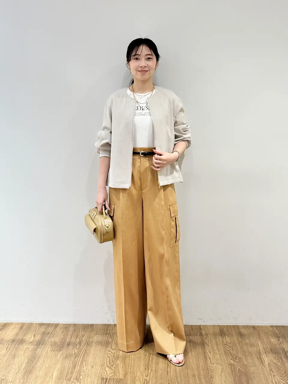 23区 西嶋 コーディネート画像