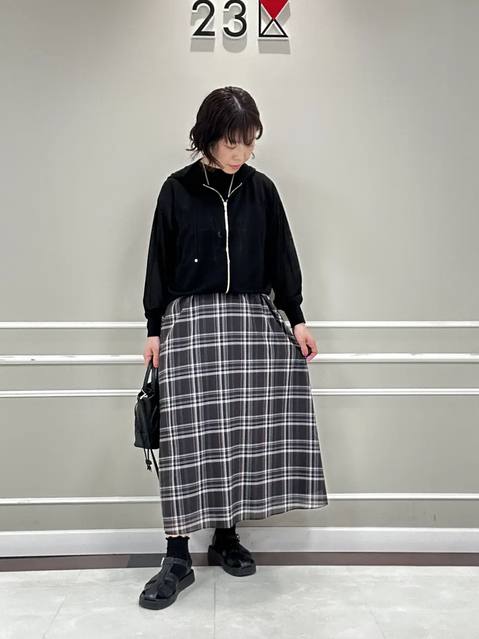 23区 助川 コーディネート画像