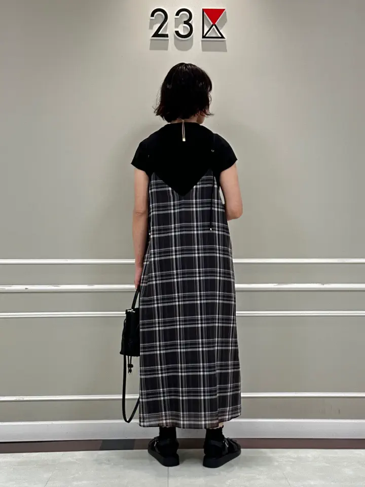 23区 助川 コーディネート画像