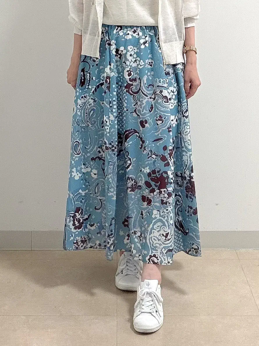 23区 S 宇井 コーディネート画像