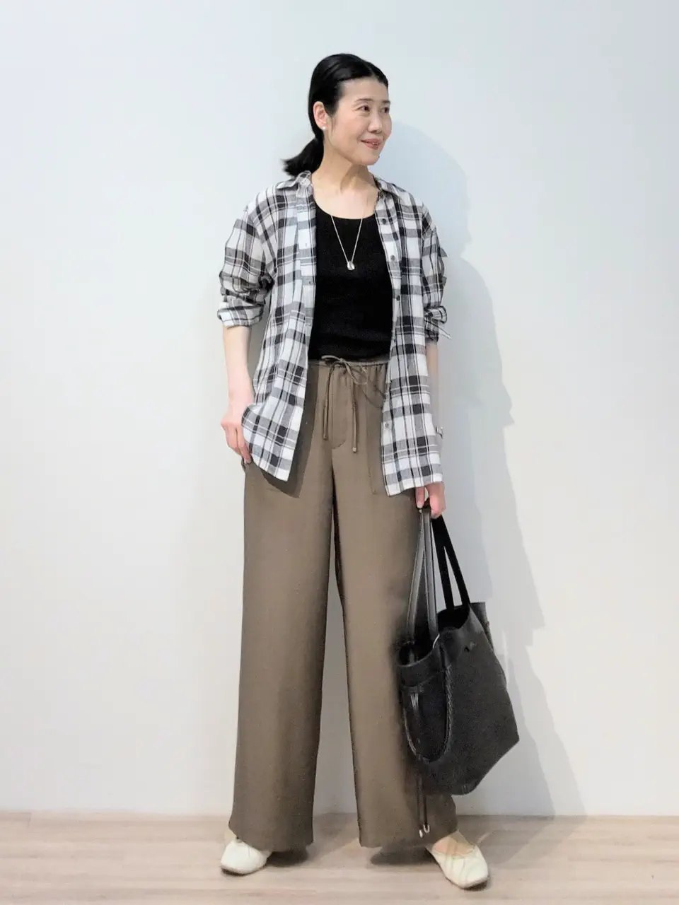 23区 虎走 コーディネート画像